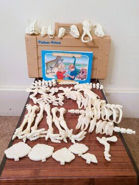 Vintage 1988 Fisher- Price Design A Saur Dinosaur Bones Play Set